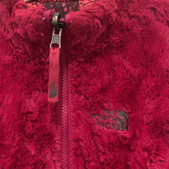 Girls The North Face reversible jacket, dark pink fur/pink butterflies. XXS/ 5. - Picture 7 of 8
